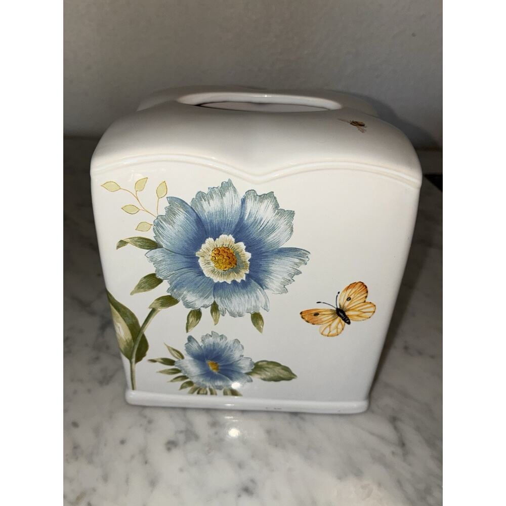 Lenox Blue floral Bathroom Set Tissue Holder Toothbrush Soap Dish Butterfly - Picture 7 of 15